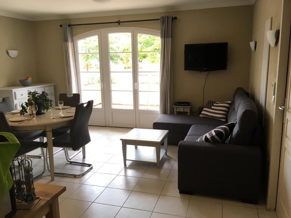 Appartement Dans Residence - Le Domaine De Camiole กัลลิออง ภายนอก รูปภาพ